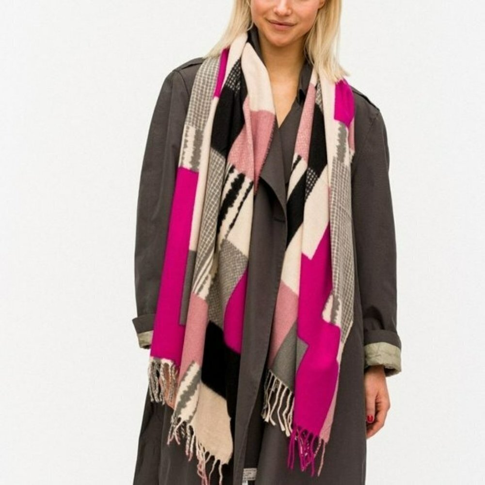 NWT Cashmere Ultra Soft Large Color Block Fringe Oblong Scarf Wrap